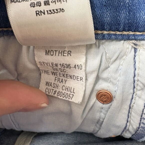 Mother The Weekender Fray Chill Light Wash  Flare Leg Distressed Jeans Womens 25 - Picture 9 of 11